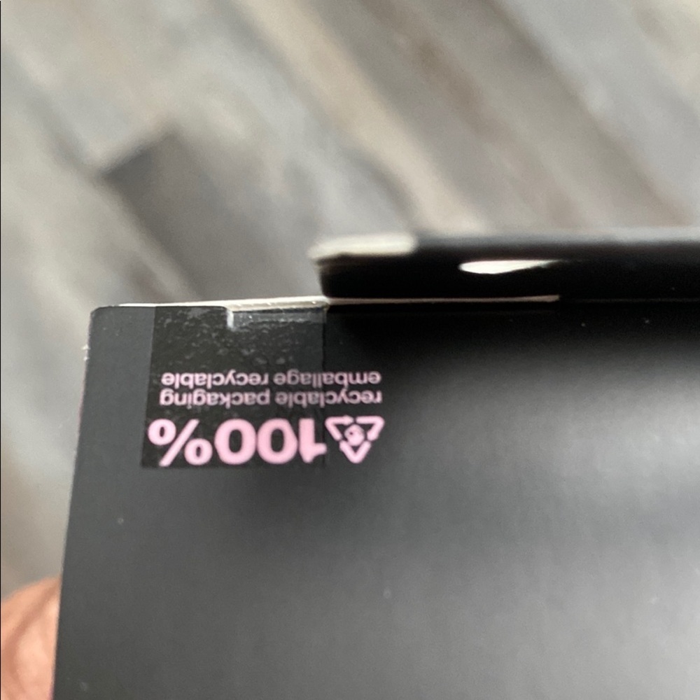Skullcandy Pink Audio Accessories - Picture 6 of 8